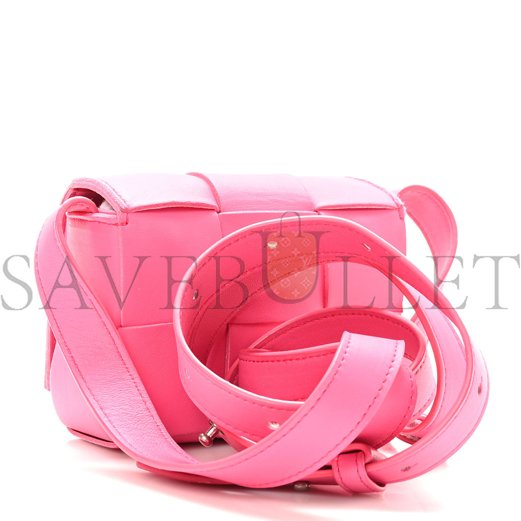 bo*te*ga Ve*ne*ta lambskin maxi intrecciato extra mini cassette crossbody bag bon bon (12*9*5cm)