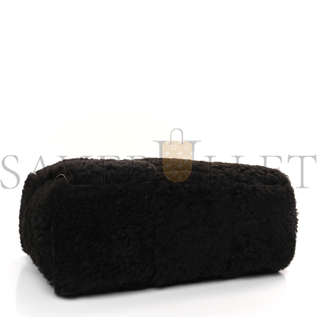 bo*te*ga Ve*ne*ta shearling intrecciato arco tote fondant (38*25*17cm)