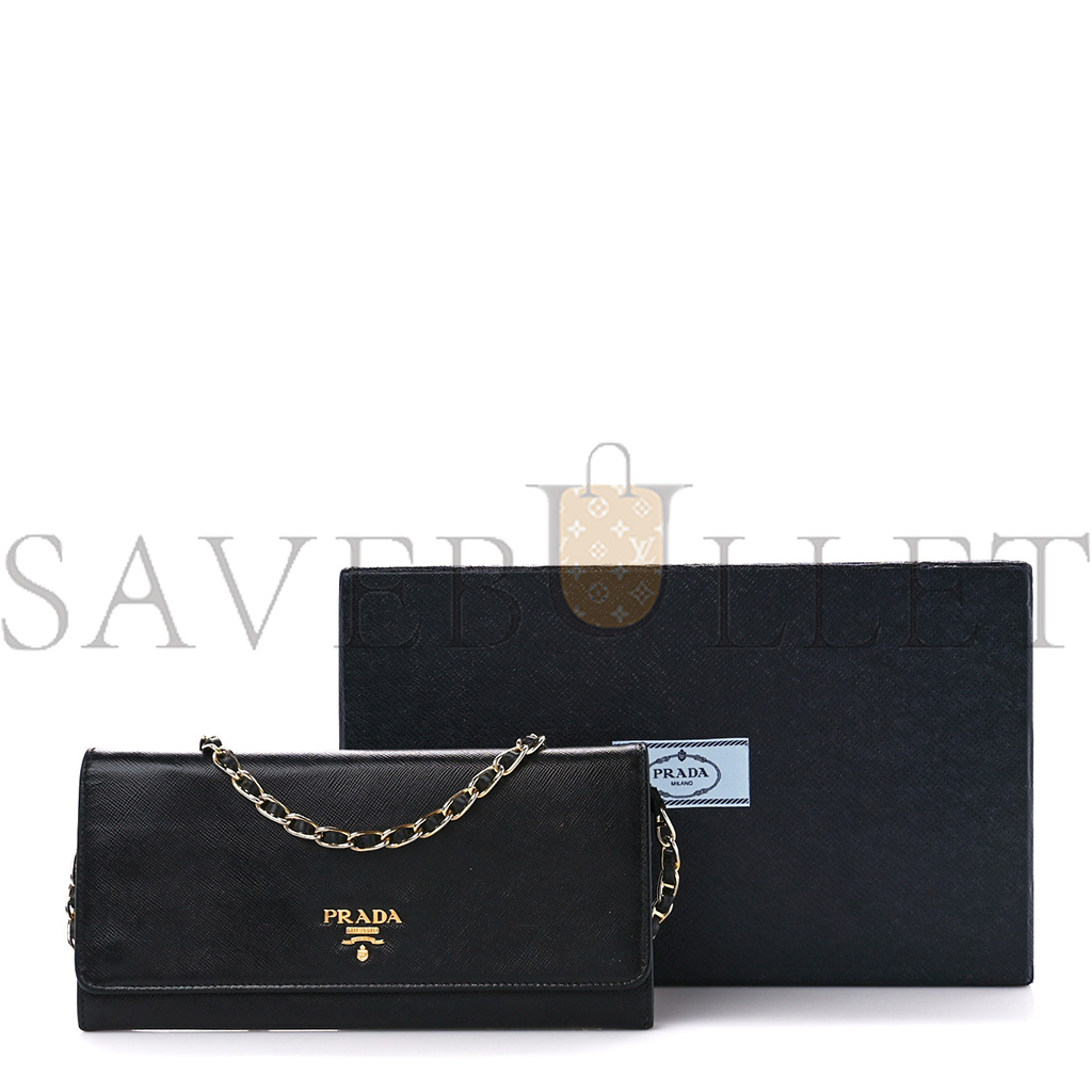 Pra*a saffiano metal oro chain wallet black (21*11*2cm)