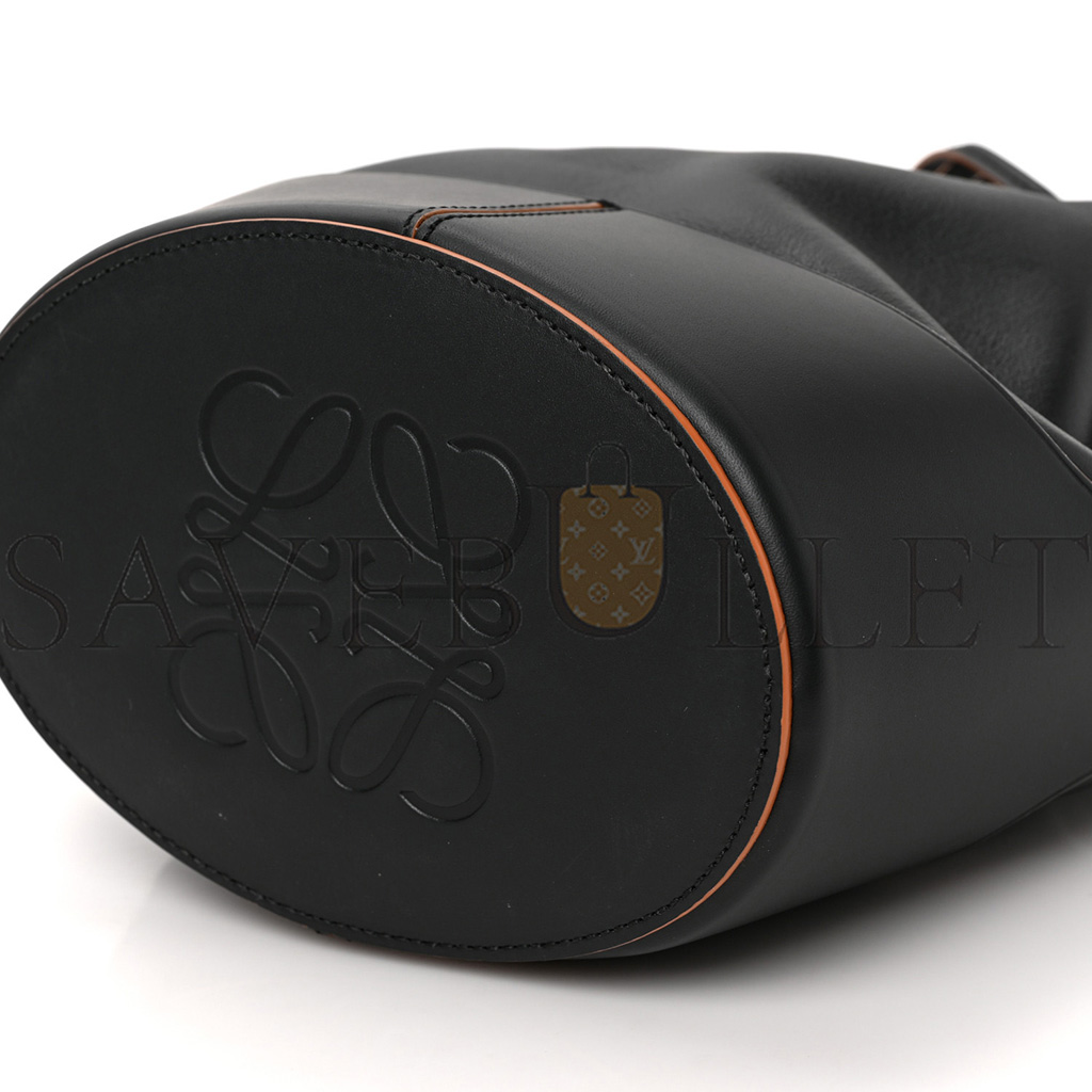 l*ew* nappa calfskin small balloon bag black (25*18*13cm)