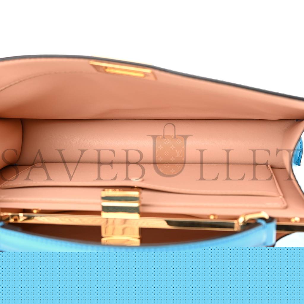 F**di vitello king luxor shiny nappa medium peekaboo i see u east west satchel cyber blue light rose (29*18*11cm)